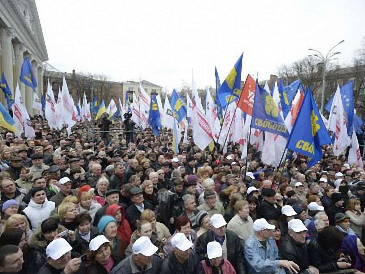 Яценюк: Ця влада боїться тільки одного – людей