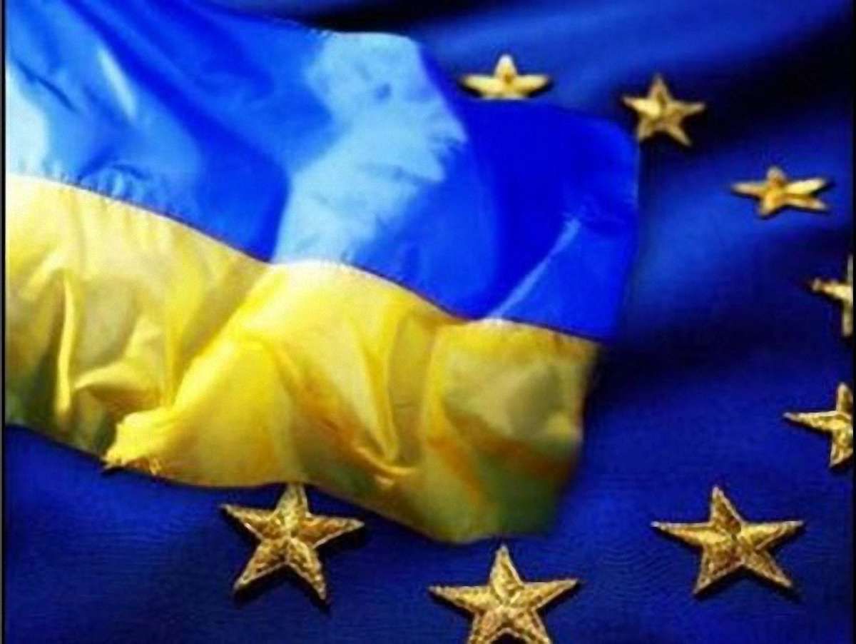 Європарламентарі за візове спрощення для українців