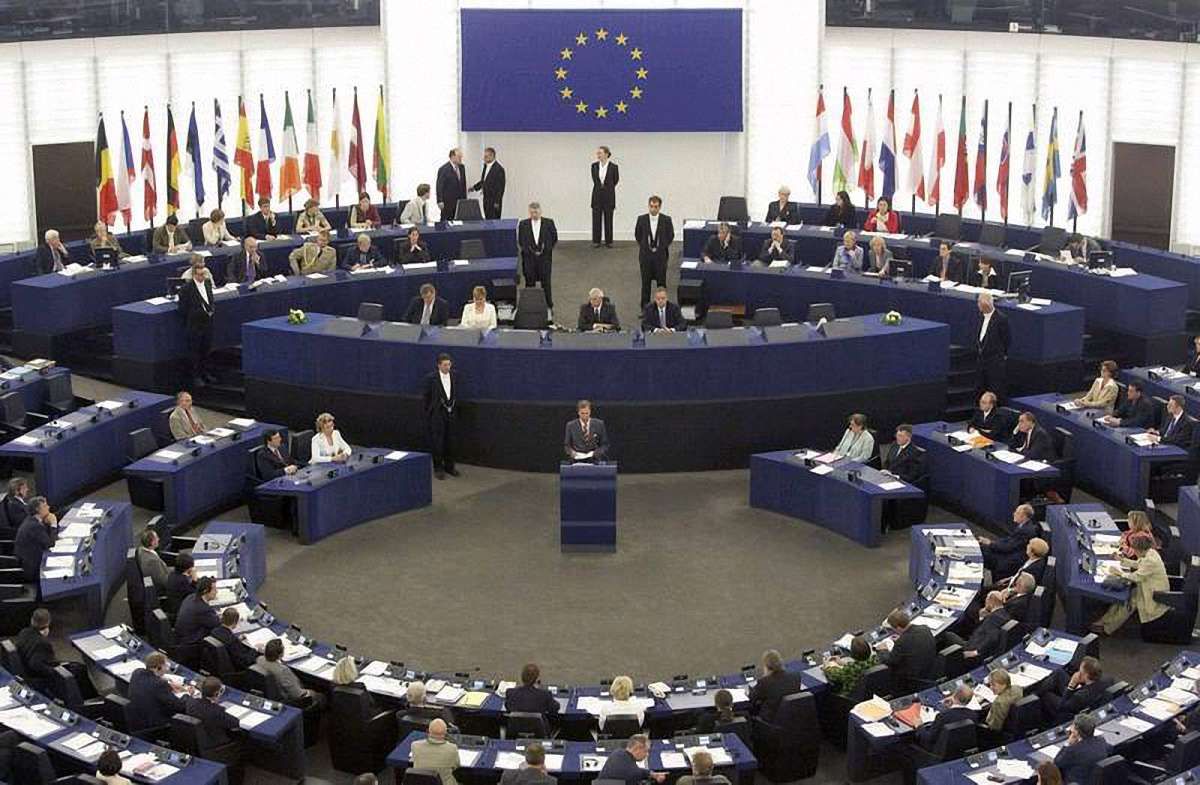 У ЄП планують підтримати спрощення візового режиму з Україною 