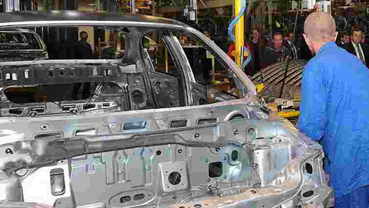 Виробництво легкових автівок в Україні скоротилось на 63%