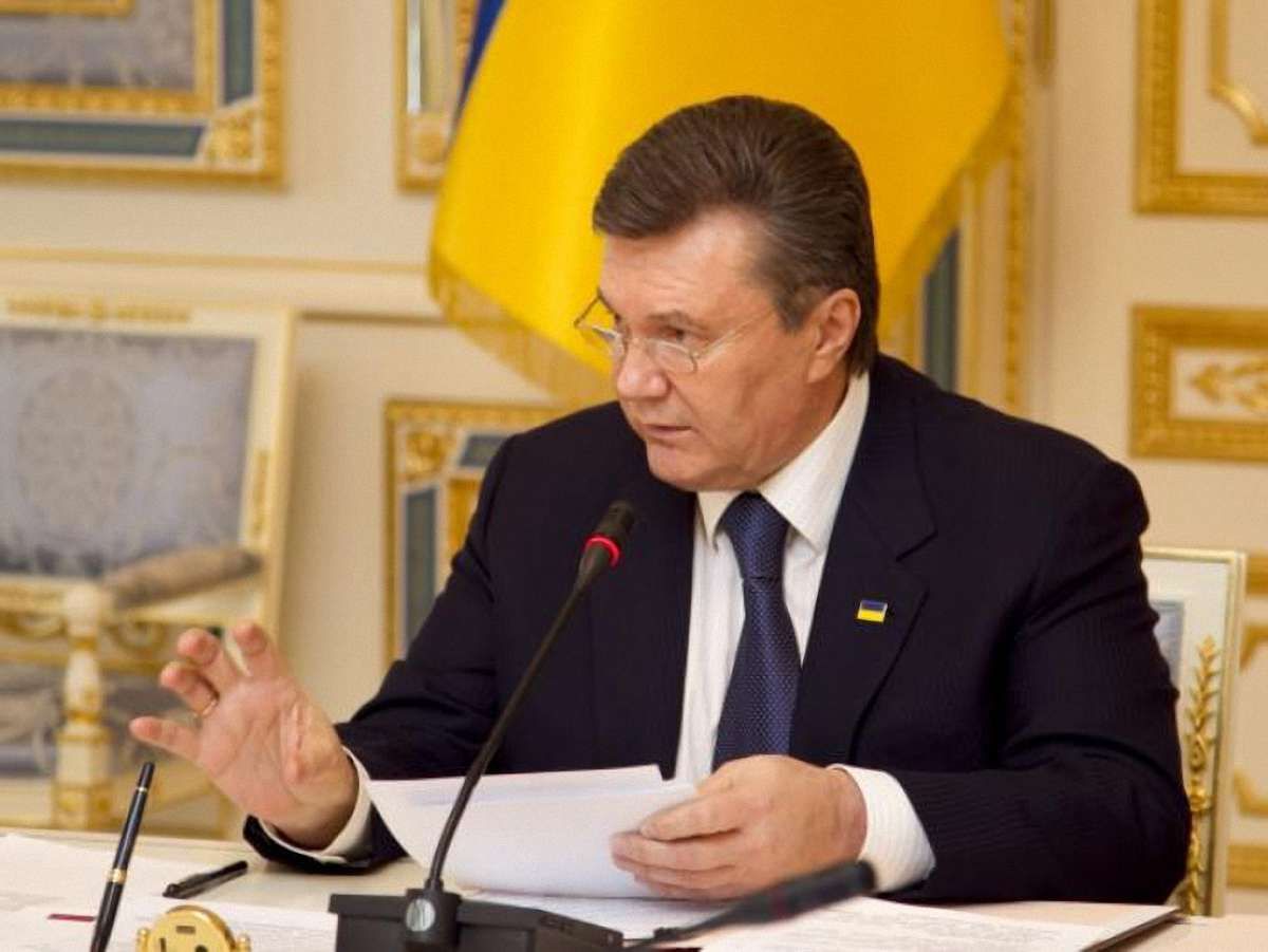 Янукович нагородив працівників пенітенціарної служби