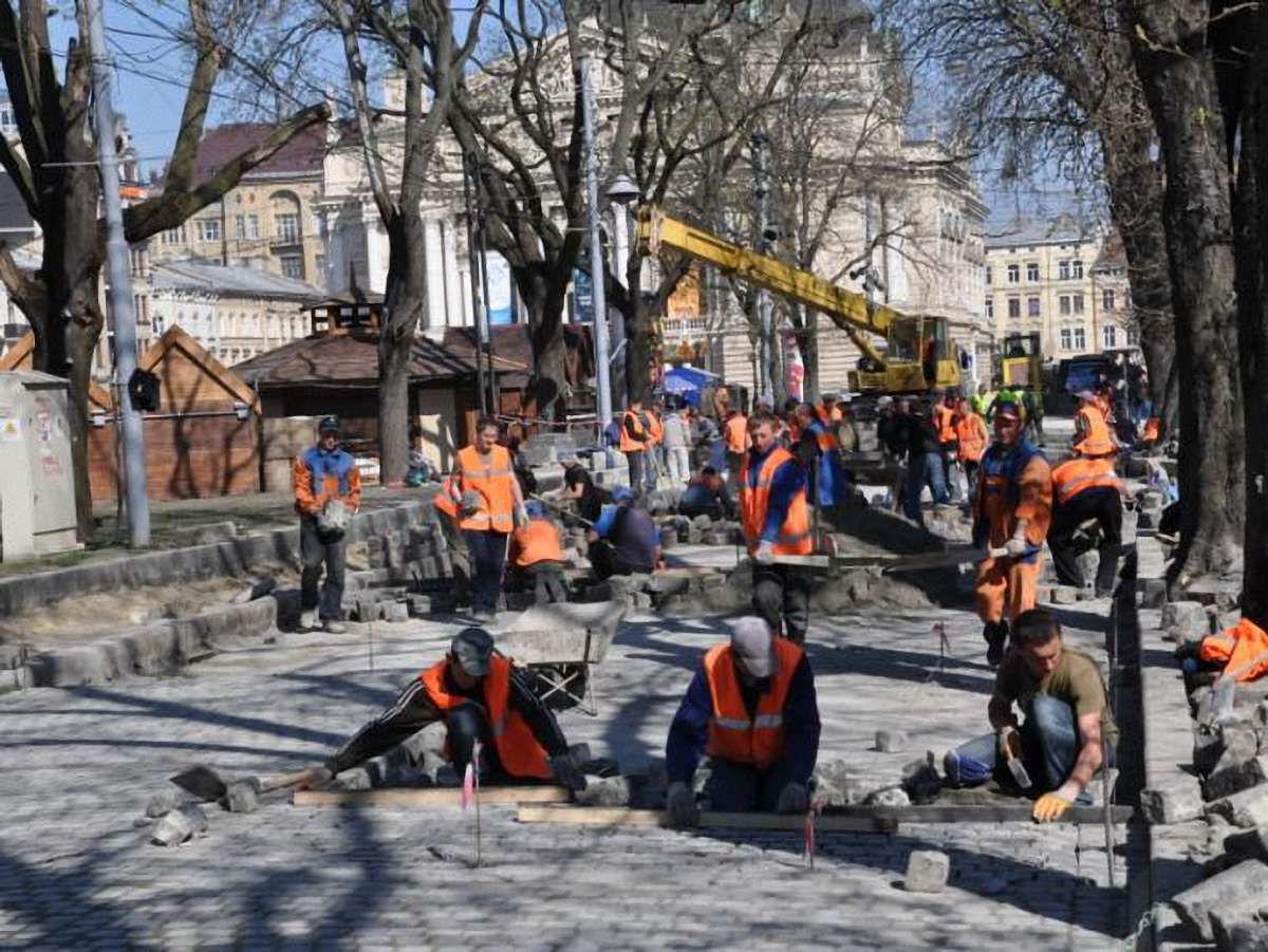 Проспект Свободи у Львові закінчать ремонтувати до 1 травня