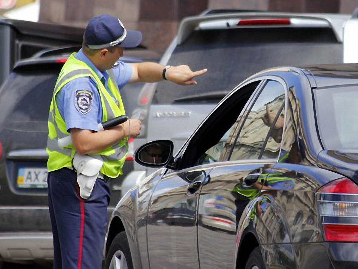 Даішників на українських дорогах можуть замінити камери