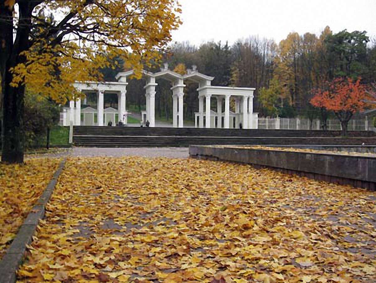 У Парку культури на вихідних стартує сезон атракціонів