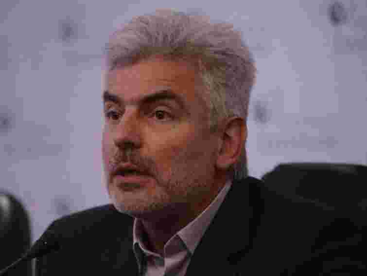 Влада неусвідомлено грає на руку опозиції, – екс-депутат