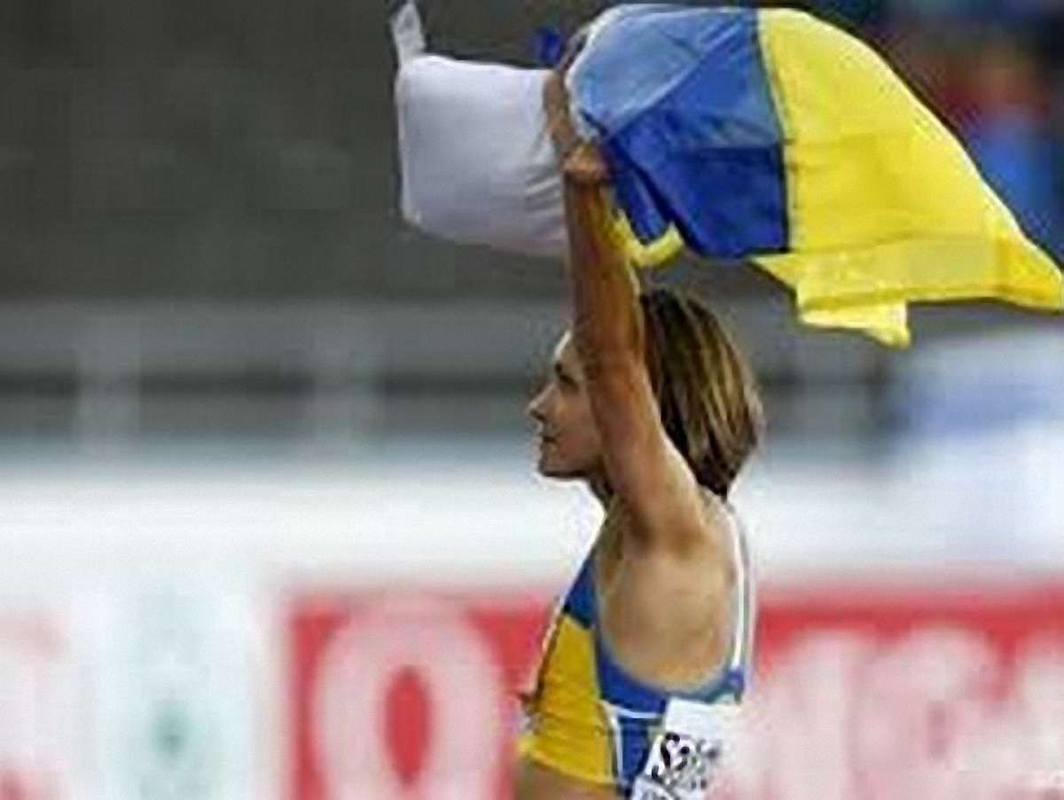 Тренер українських легкоатлетів незаконно привласнив понад 1 млн грн