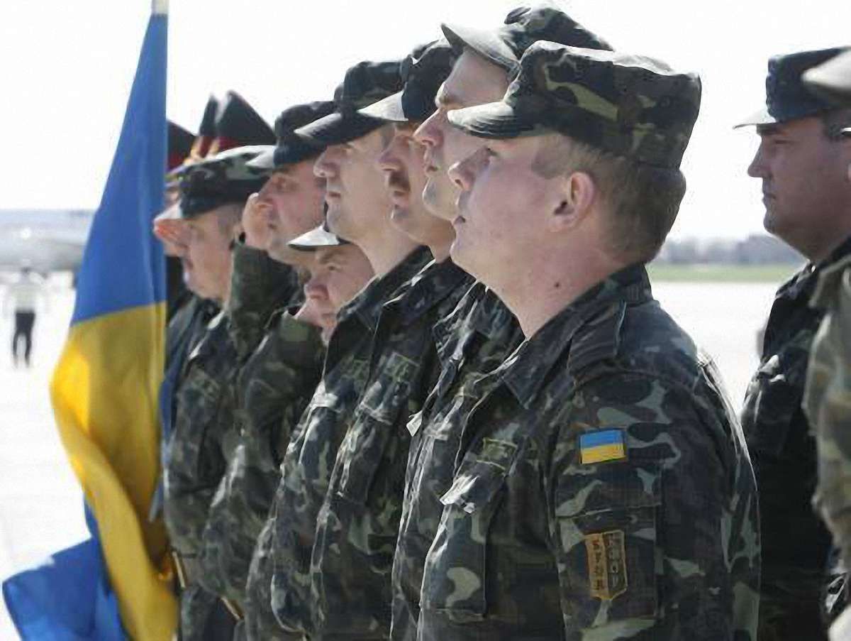 В Україну повернулася група миротворців з Косова