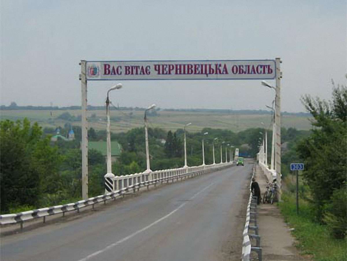 Рух по мосту через Дністер на Буковині відновлять у серпні