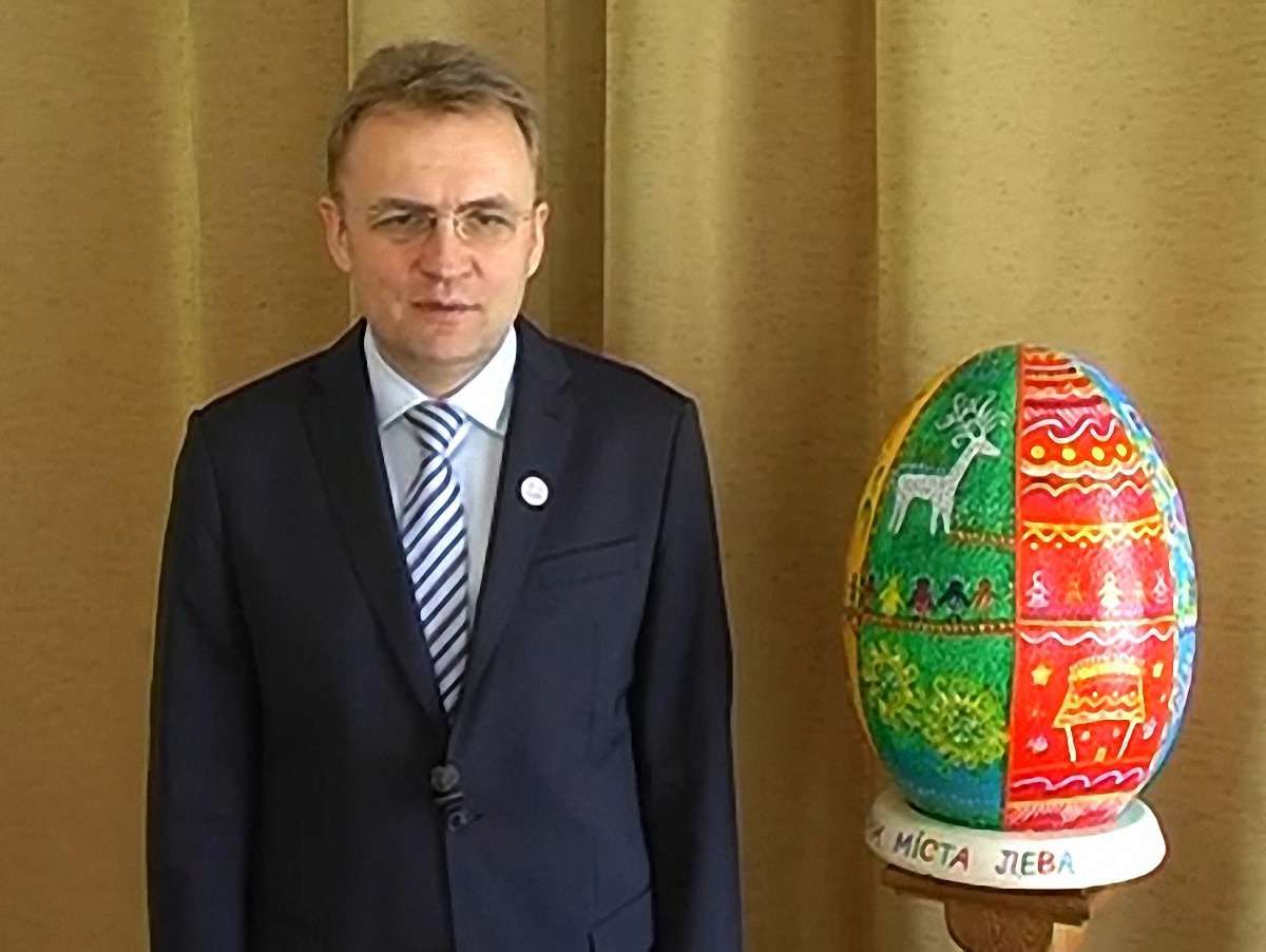 Мер Львова привітав городян із Великоднем