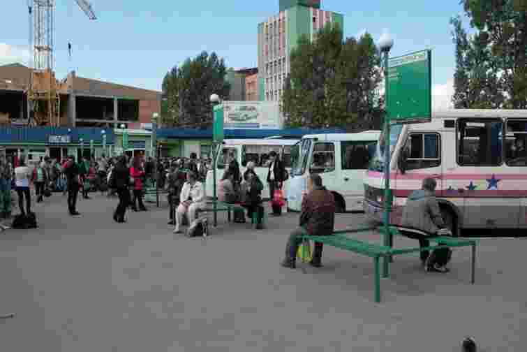 Автобусні квитки ще двох львівських автостанцій можна купити онлайн