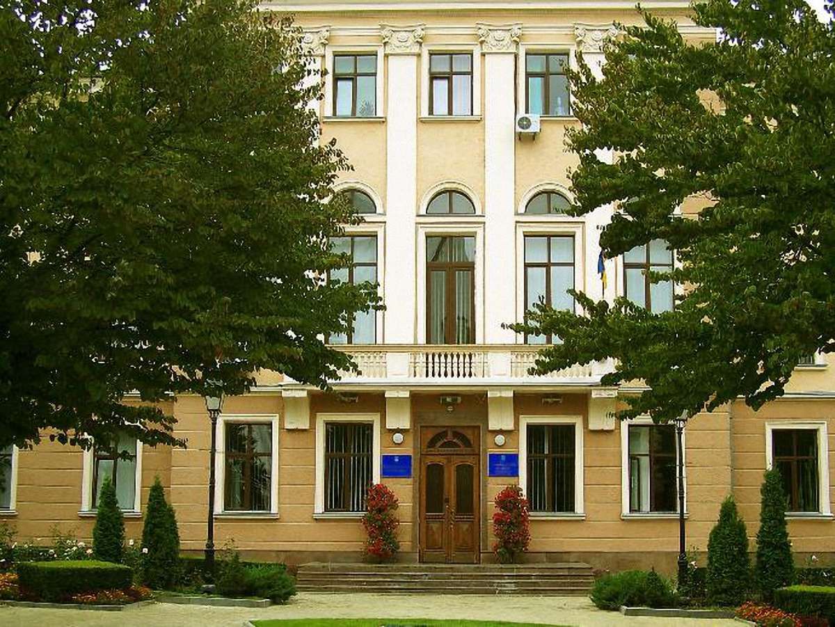 Депутати Тернополя зберуть позачергову сесію через символіку СРСР
