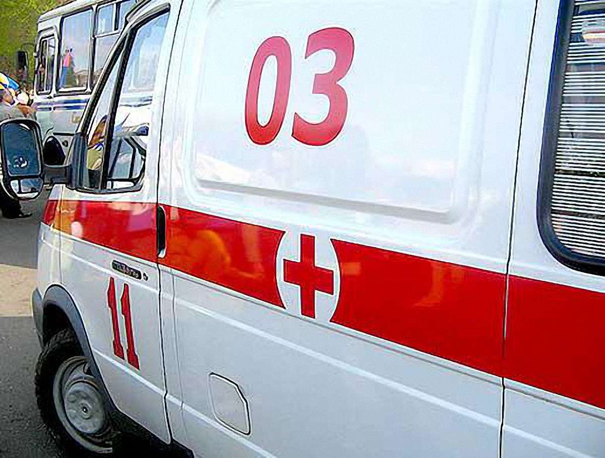 В Росії мікроавтобус врізався у вантажівку: 10 людей загинуло