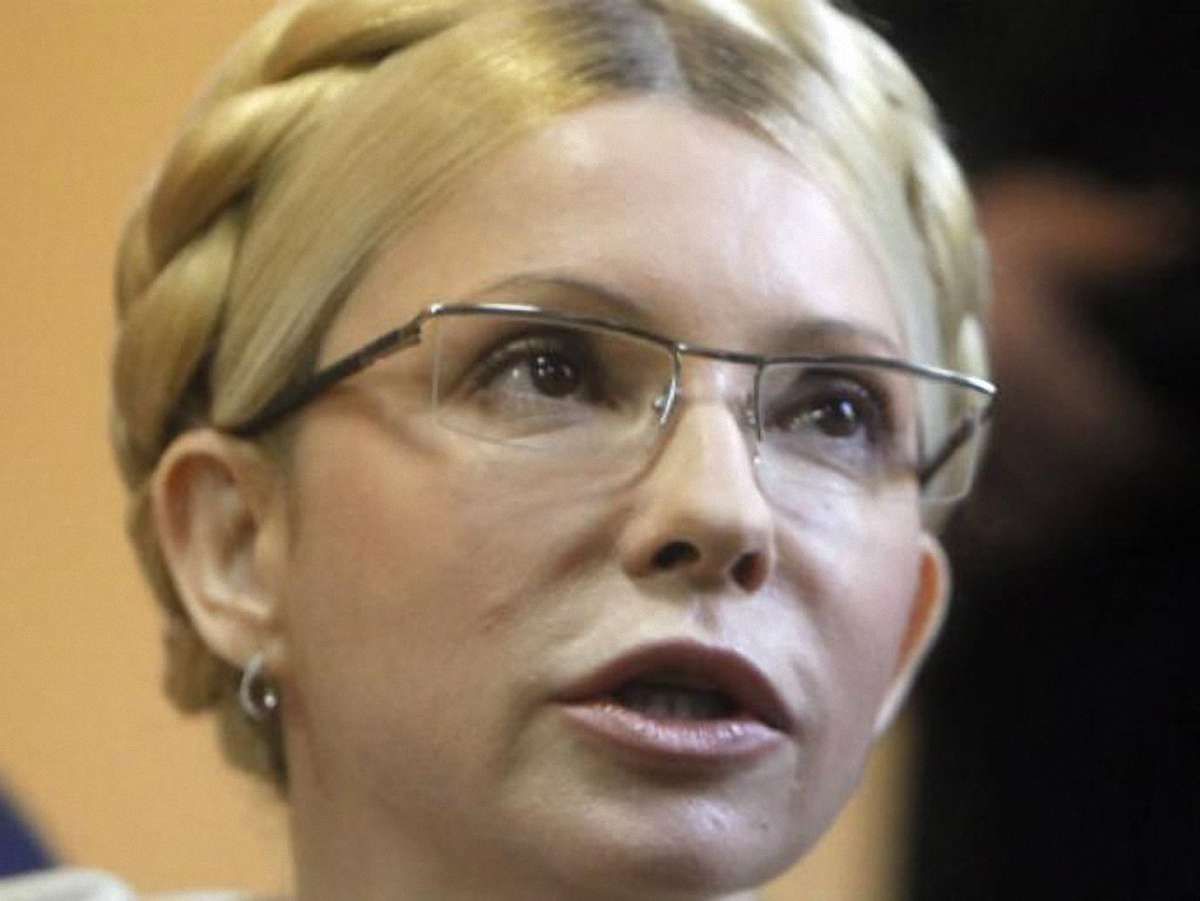 Тимошенко так і не сказала тюремникам, чи етапувати її в суд