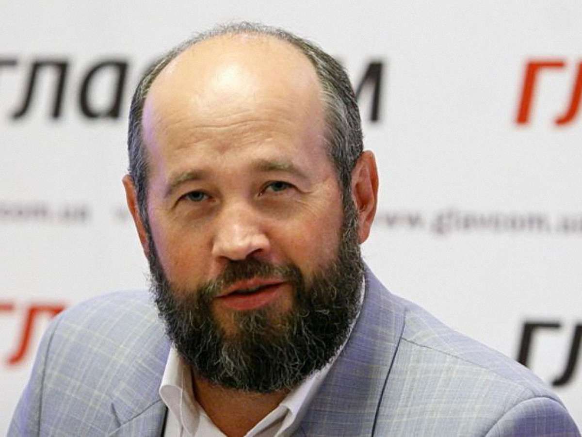 Влада не може відрубати гілку, на якій сидить, – адвокат про суддів