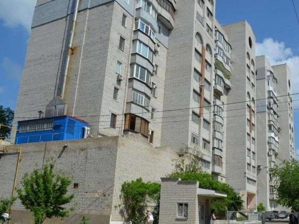 У Миколаєві бізнесмена розстріляли у під’їзді будинку