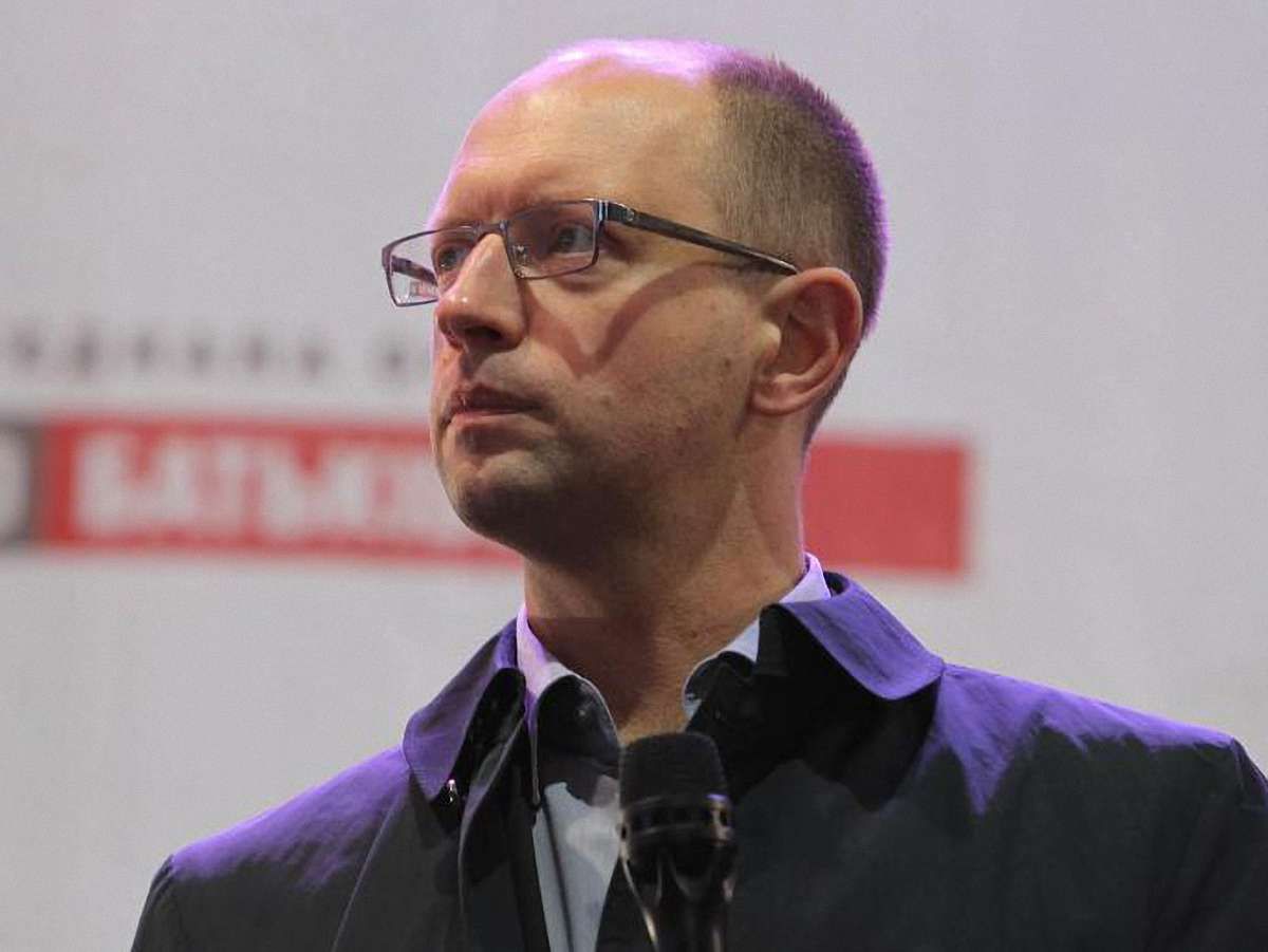 Яценюк: Протести закінчаться в день інавгурації нового президента