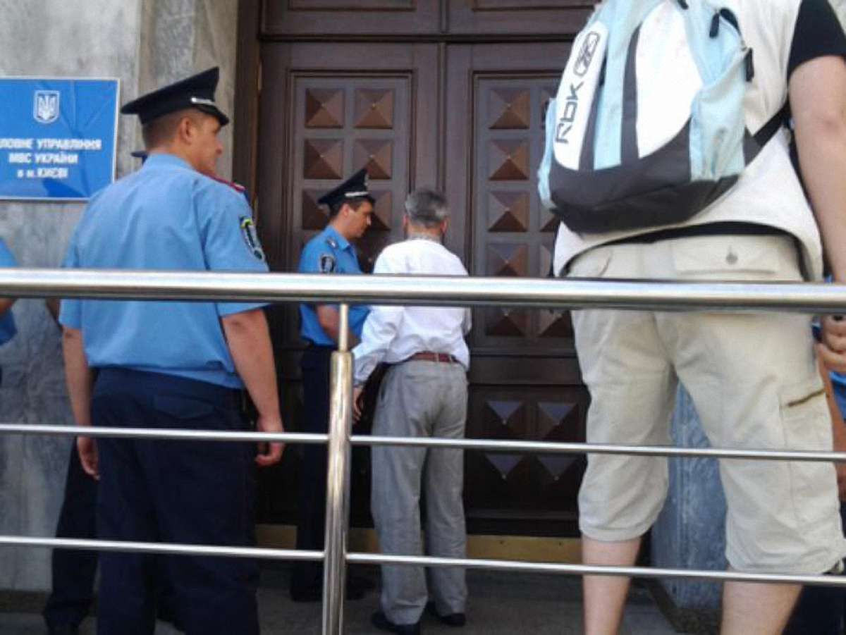 Кошулинський написав у міліцію заяву про бійку мітиннгувальників