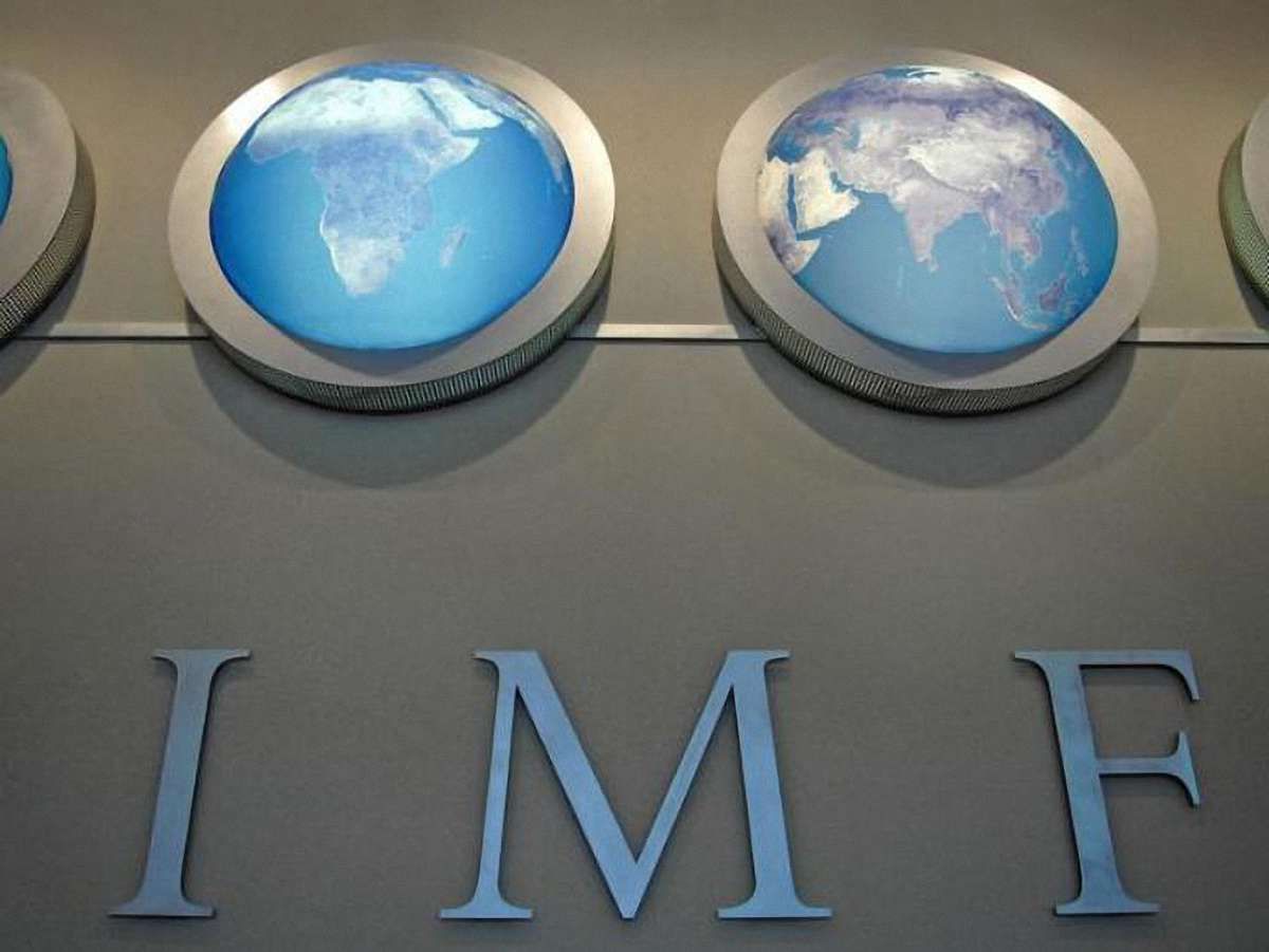 Підвищення мінімальних зарплат українців стримуватимуть задля позики МВФ