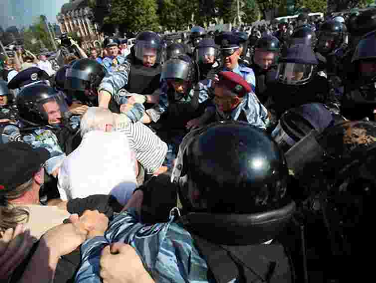 У суді одному з активістів подій 18 травня стало погано