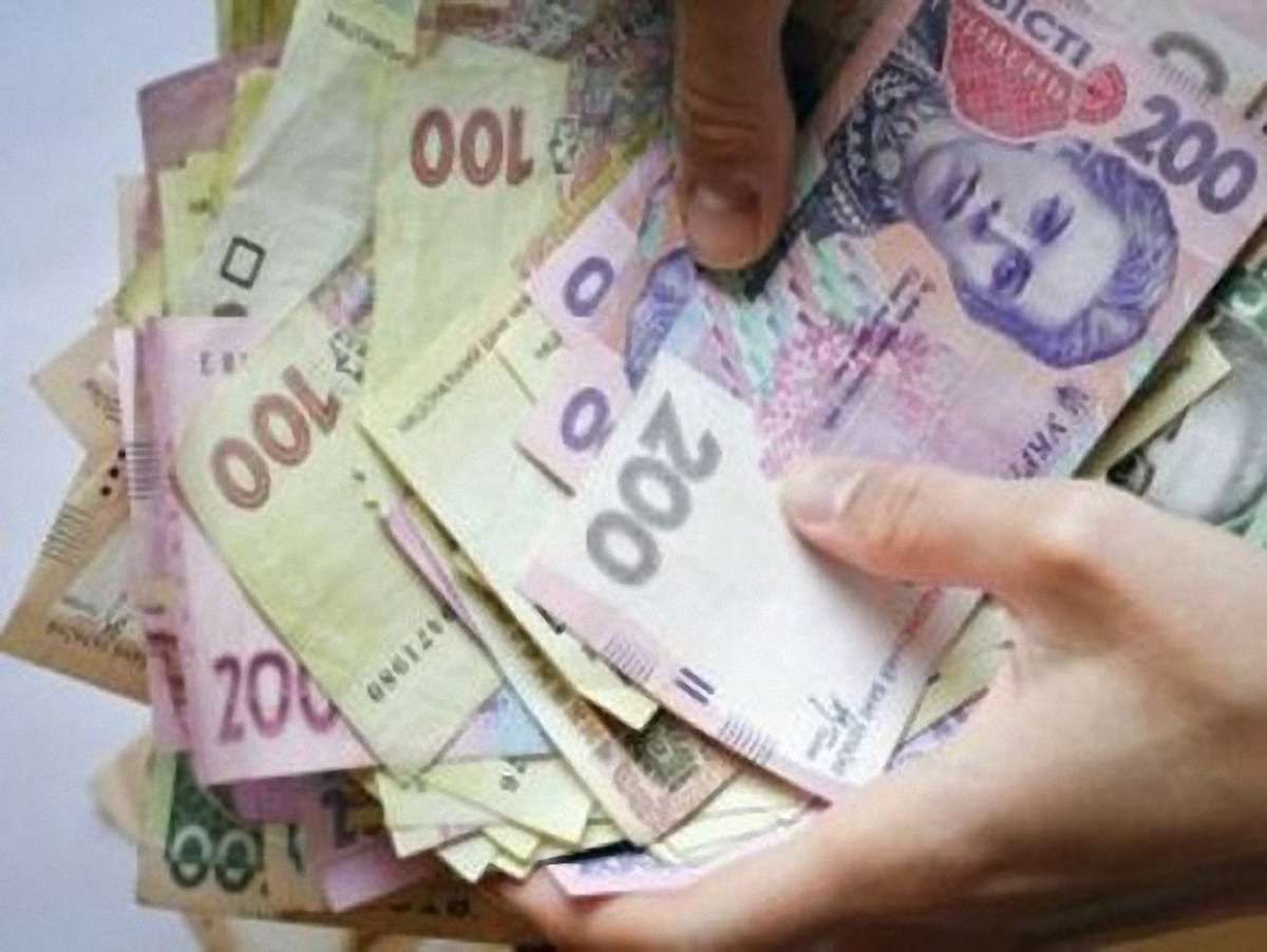 Міндоходів пропонує обкласти податком переоформлення вантажівок