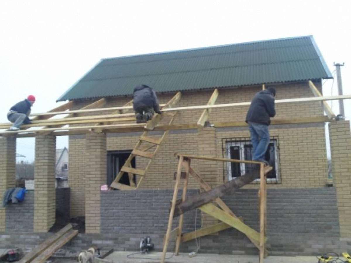 Торік в Україні узаконили 40 тисяч самобудів