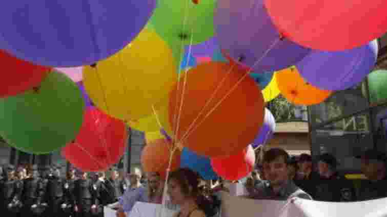 У Києві під час гей-параду міліція затримала десяток його противників