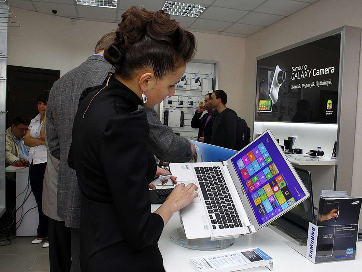 У Львові відкрився перший монобрендовий магазин Samsung