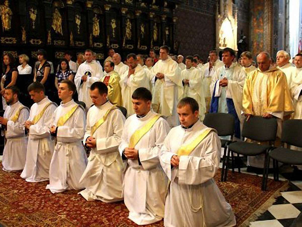 За рік в Україні з'явилося 40 нових монастирів
