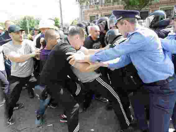 Донецька міліція пропонує журналістам жилет і охорону на акцію