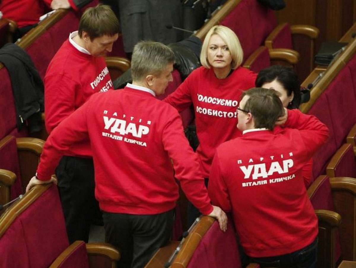 УДАР: Влада робить усе, щоб «зірвати» саміт у Вільнюсі