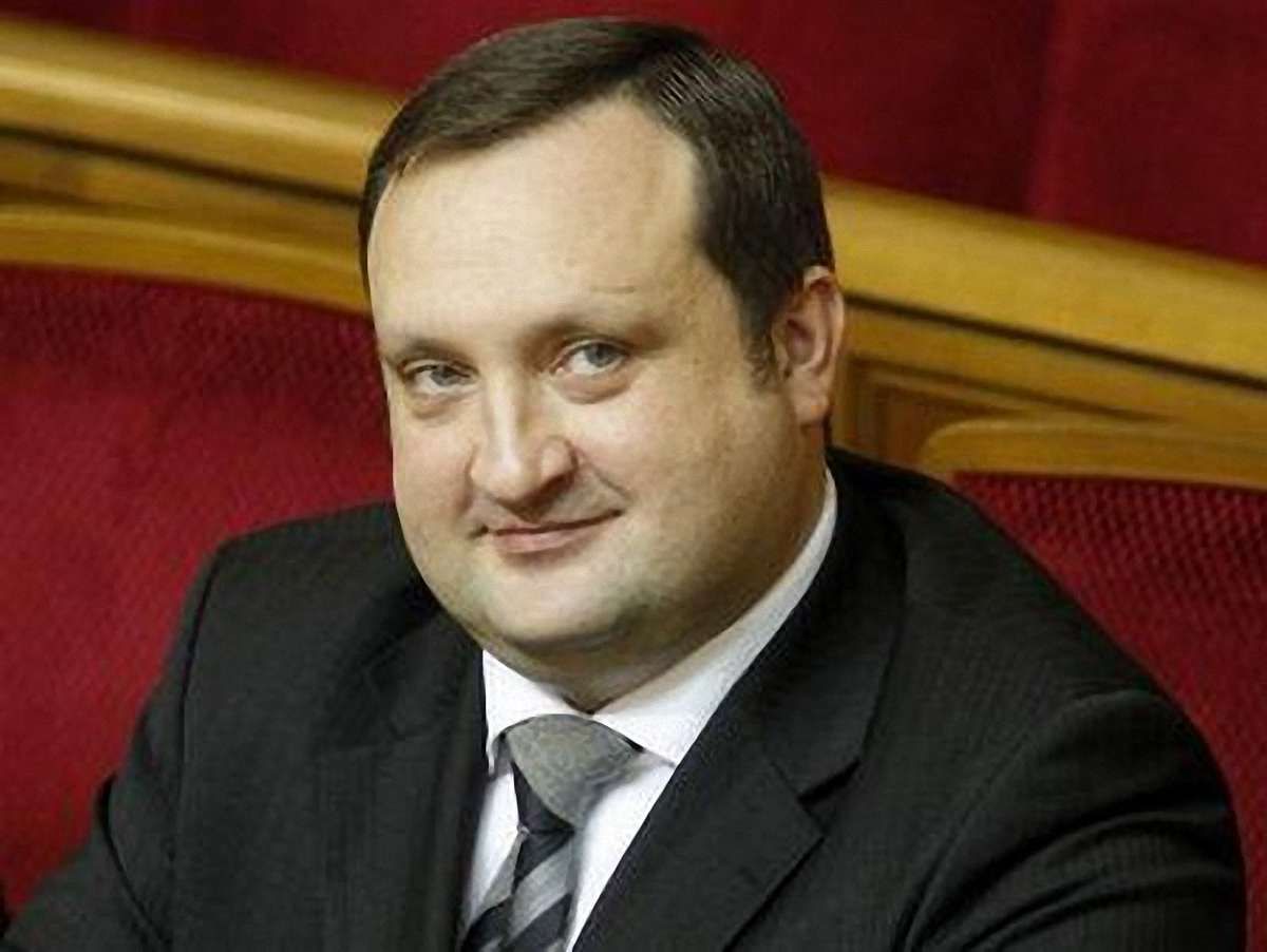 Арбузов каже, що меморандум з МС не є міжнародним документом