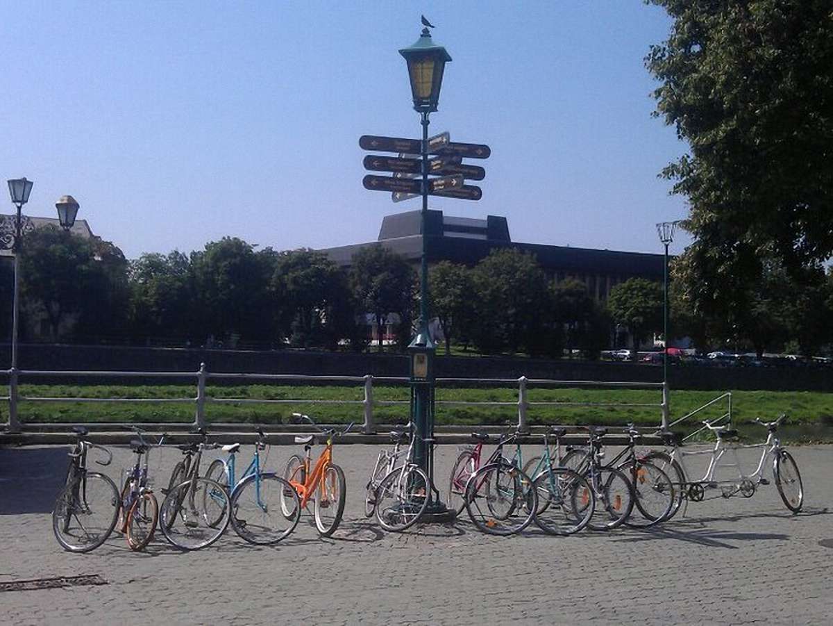 Від завтра у центрі Львова буде безкоштовний прокат велосипедів