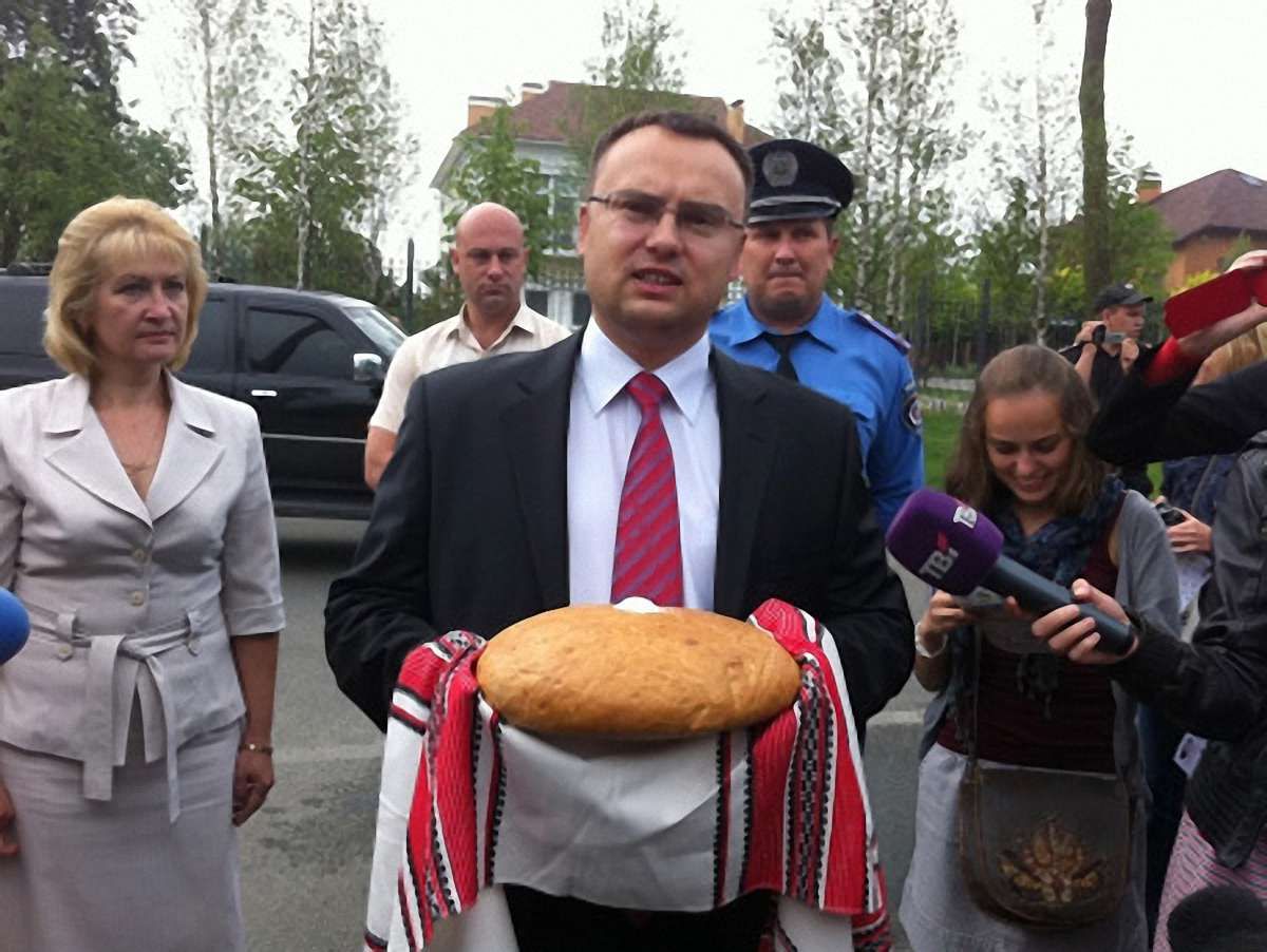 Суд заборонив акцію журналістів поблизу резиденції Януковича