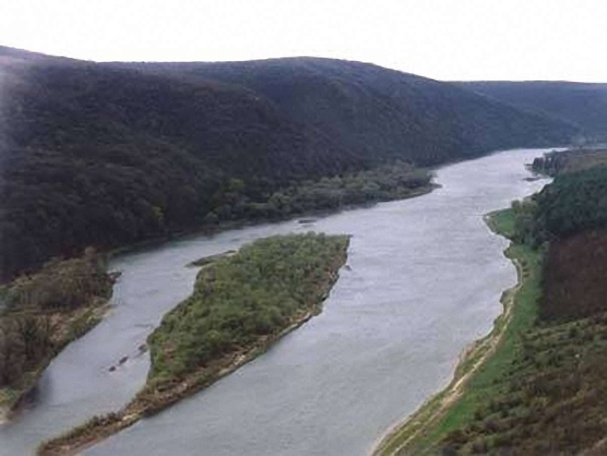 Гідрометцентр попереджає про підйом рівня води в Дністрі