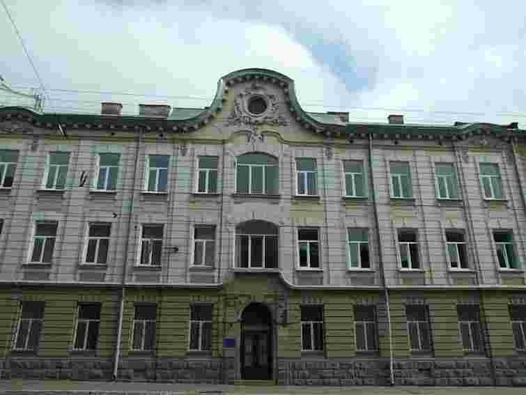 Зброю, вкрадену з університету МВС у Львові, продавали в Росії