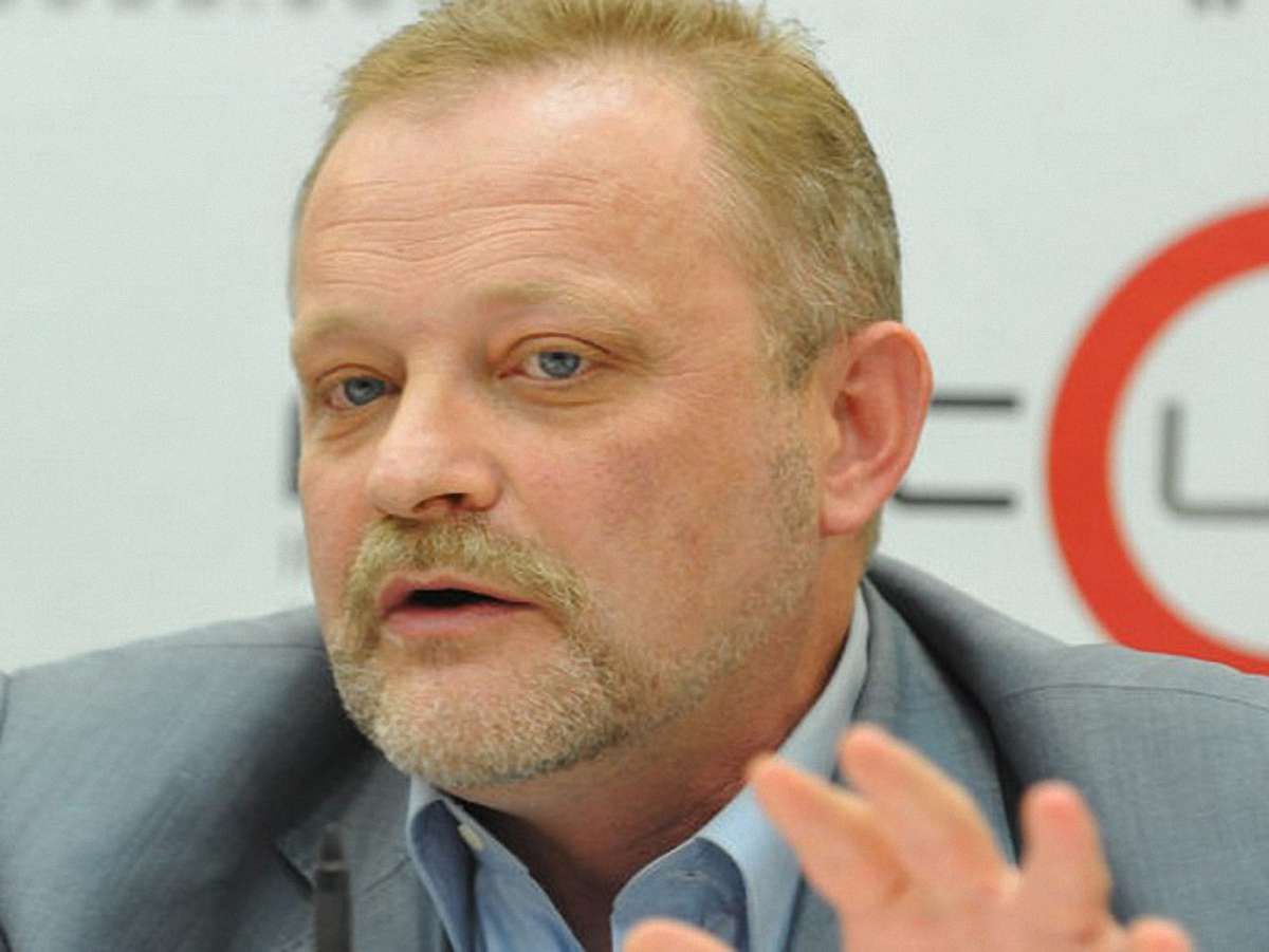 Якщо опозиція не змінить стратегії, восени люди вийдуть на вулиці, – політолог