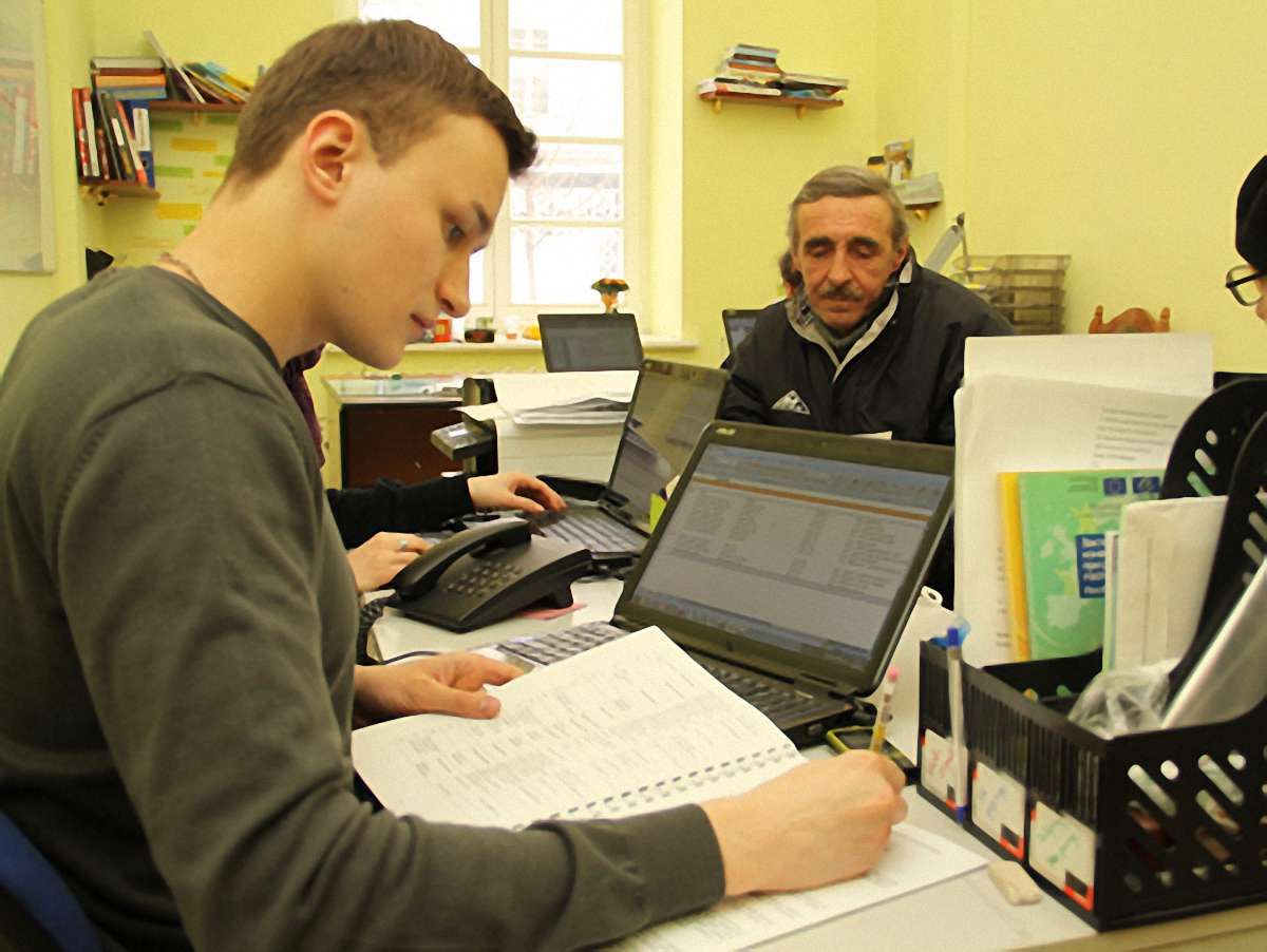 Безкоштовна юридична служба для львів’ян – тепер на пл. Міцкевича