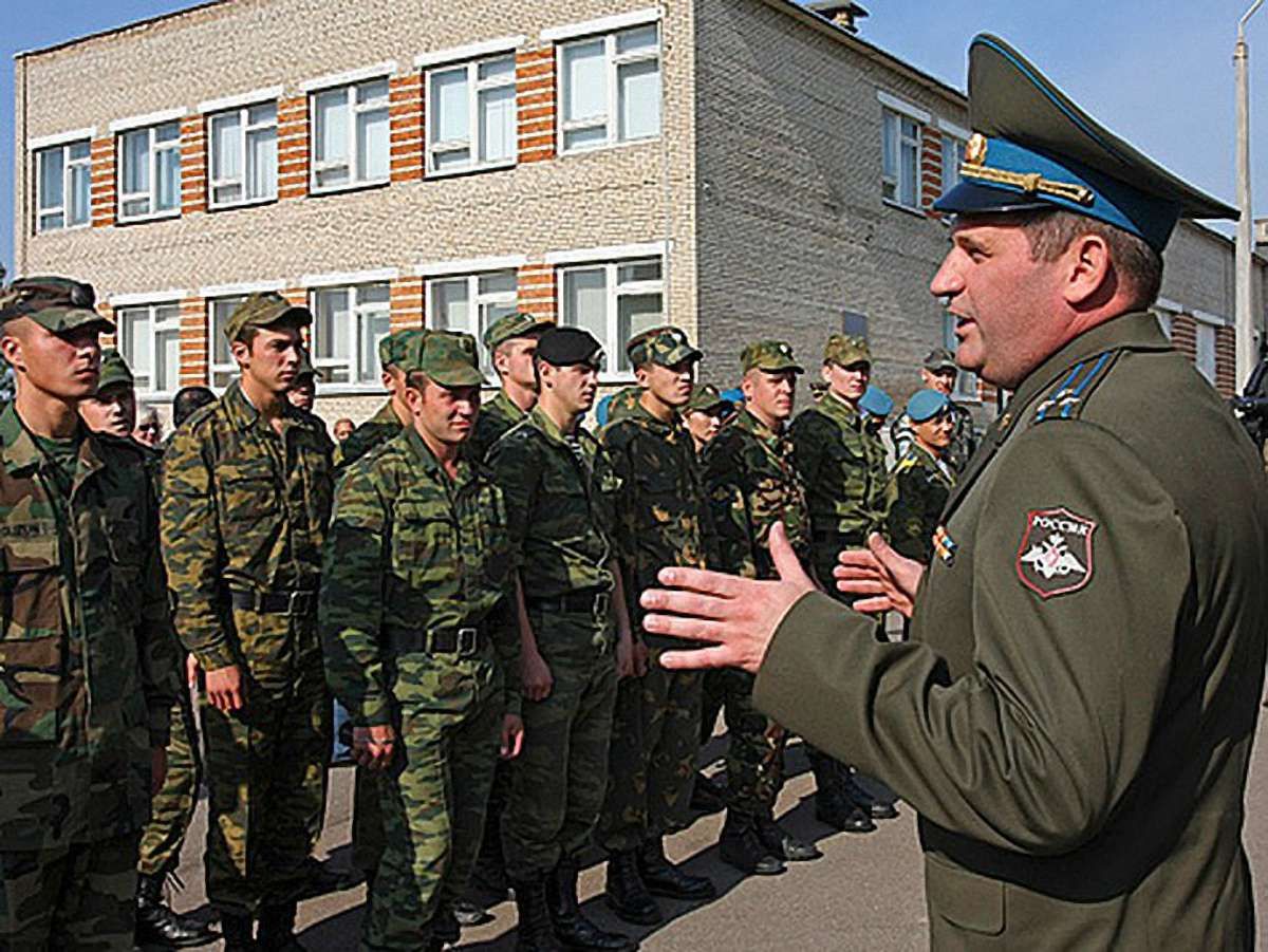 У 9 областях Західного регіону –  близько 1000 контрактників