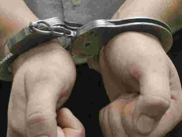 У Львові розшукали чоловіка, який півтора року тому скоїв розбійний напад