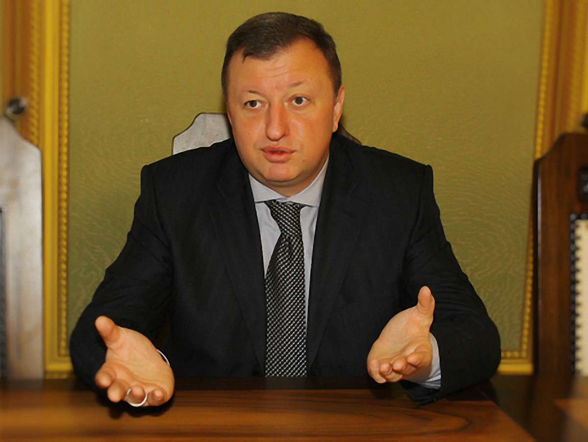 Шемчук розповів, за якою схемою ремонтують дороги