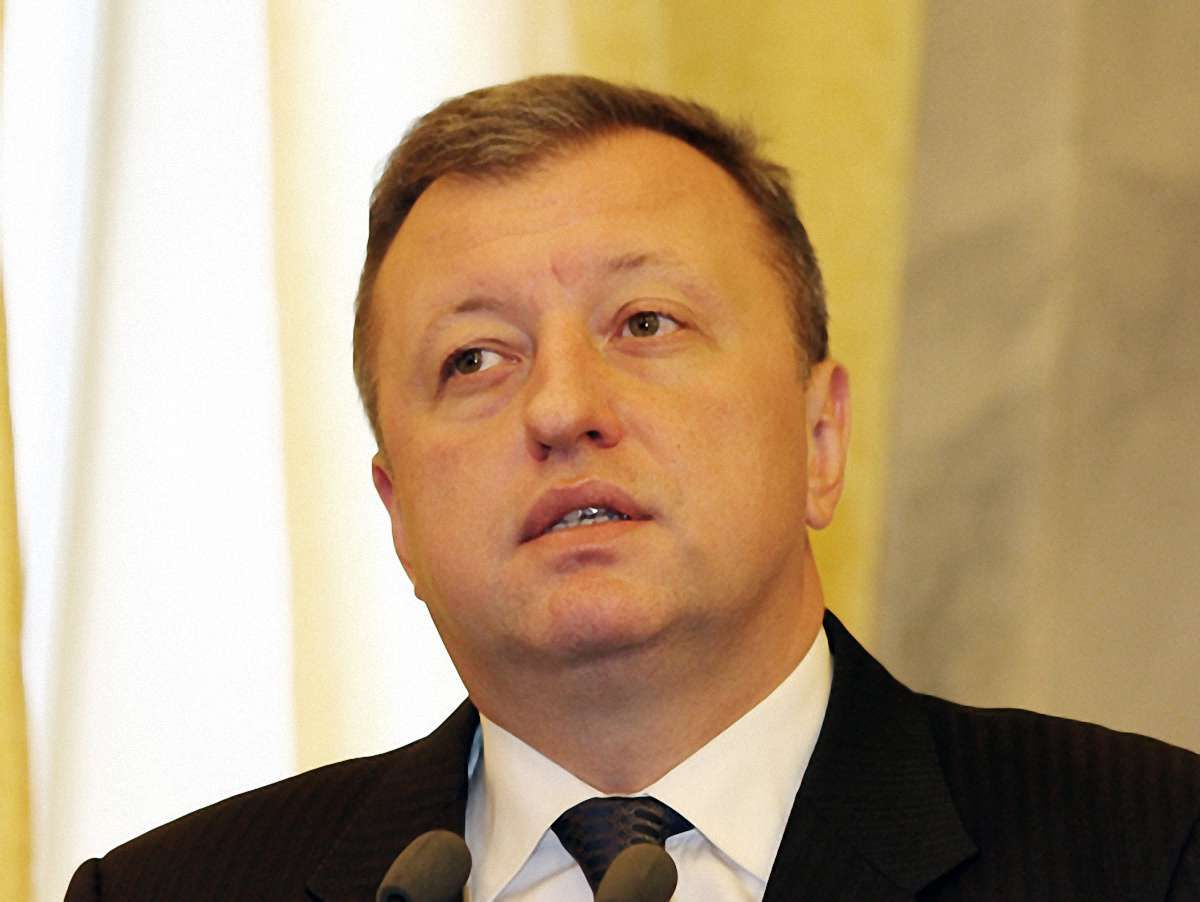 Шемчук каже, що рука не здригнеться підписати звільнення голів РДА