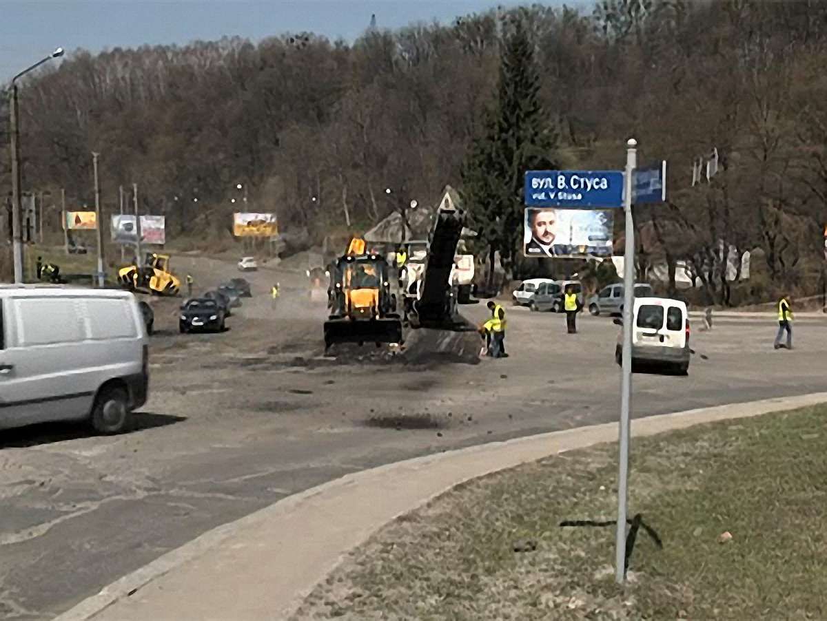 Ремонт вулиці Стуса планують завершити до кінця тижня