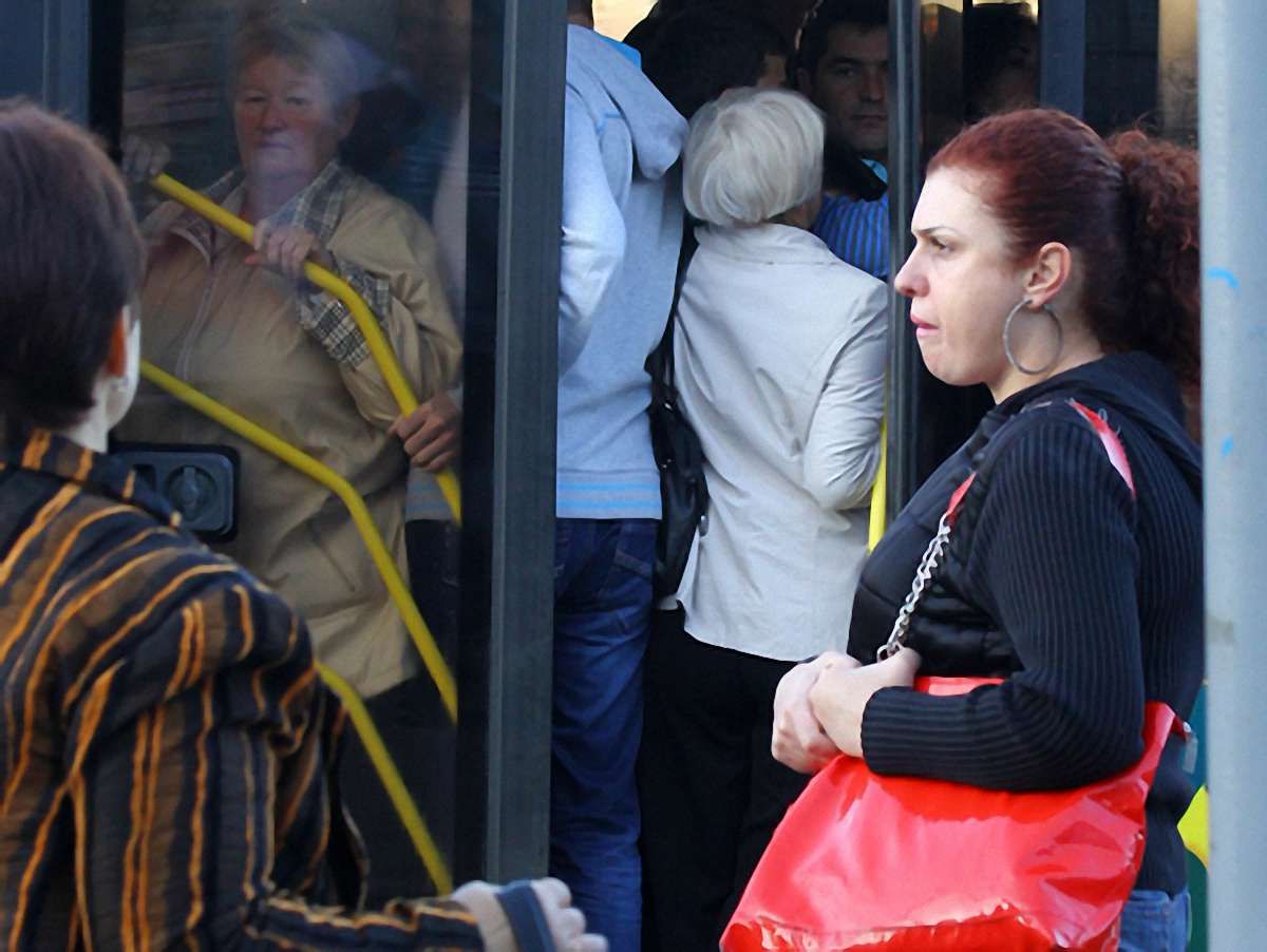 У Львові водій, через якого постраждала пенсіонерка, отримав догану