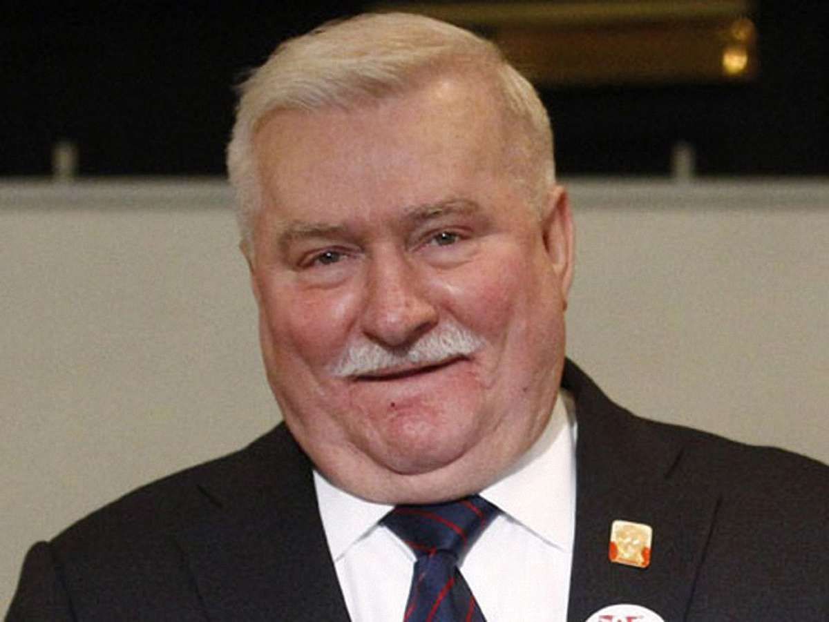 Леху Валенсі у Львові присвоять звання Doctor Honoris Causa