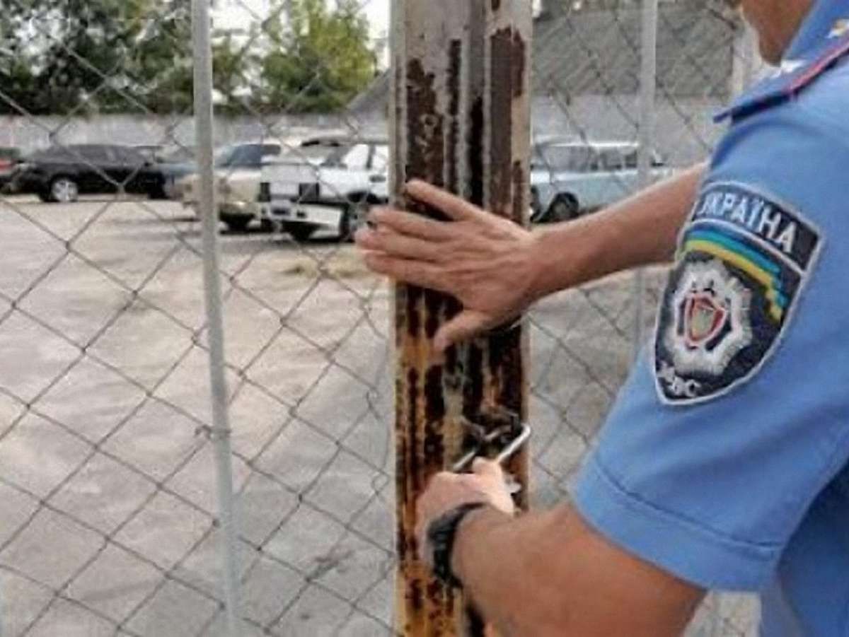 Зниклі зі штрафмайданчика авто знайшли в пунктах прийому металу, – Рудяк