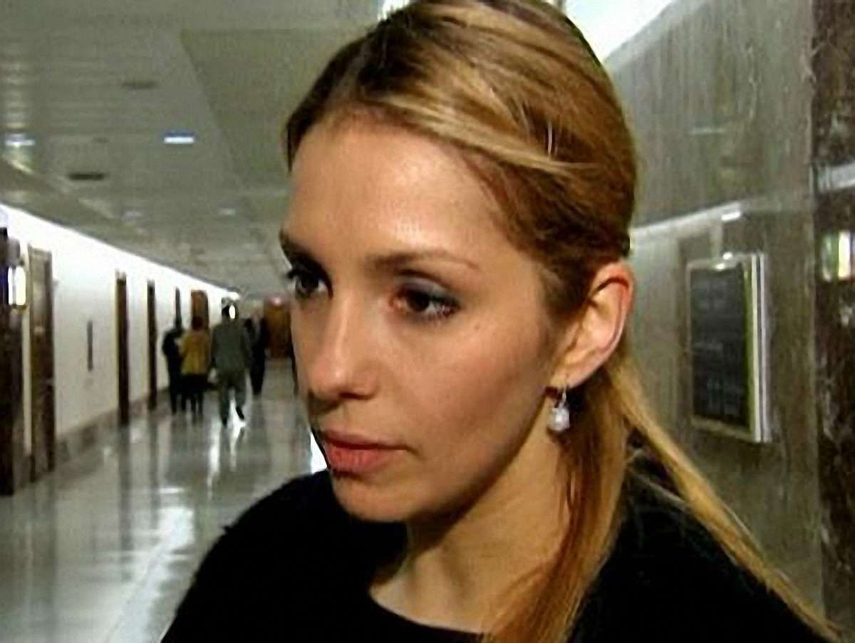 Дочка Тимошенко не знає про відмову матері оперуватися в Україні