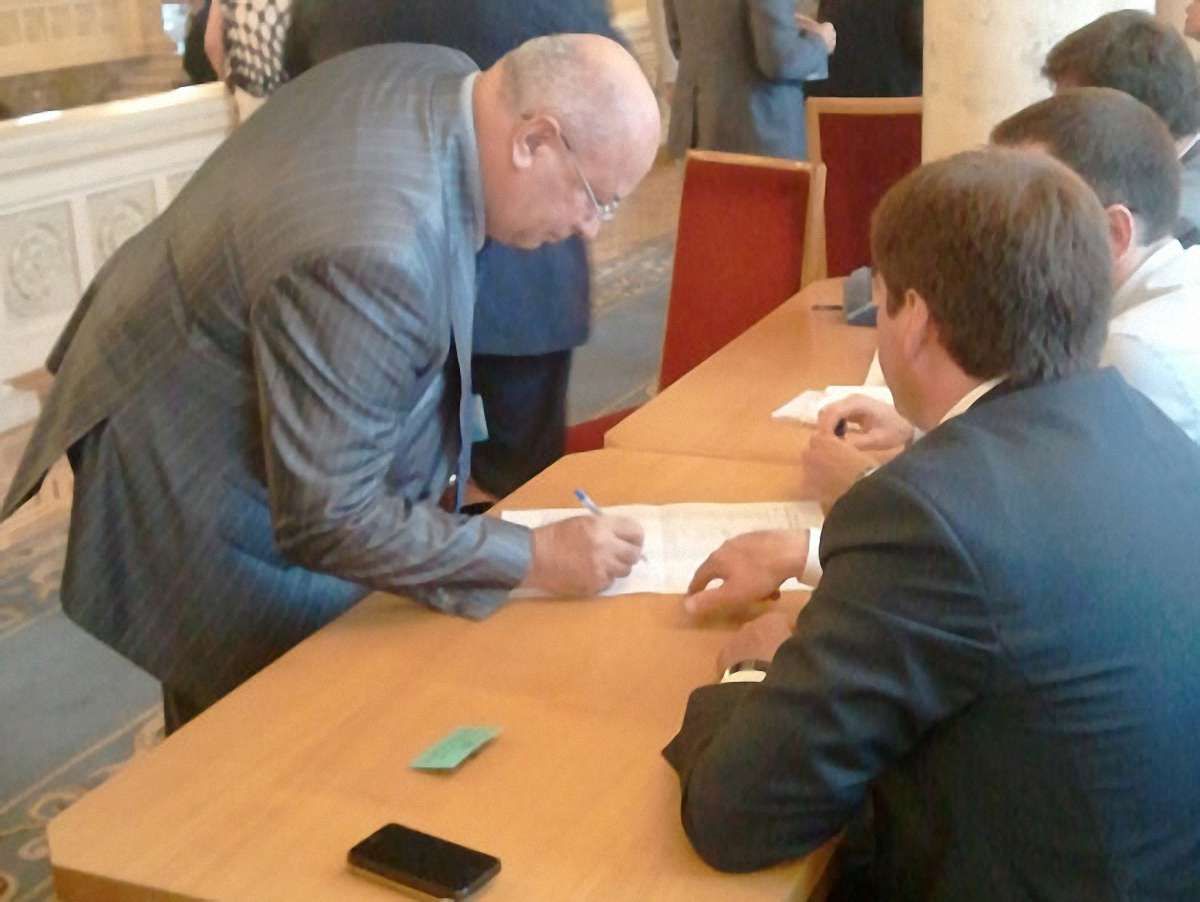 Рада таємно обирає членів Вищої ради юстиції