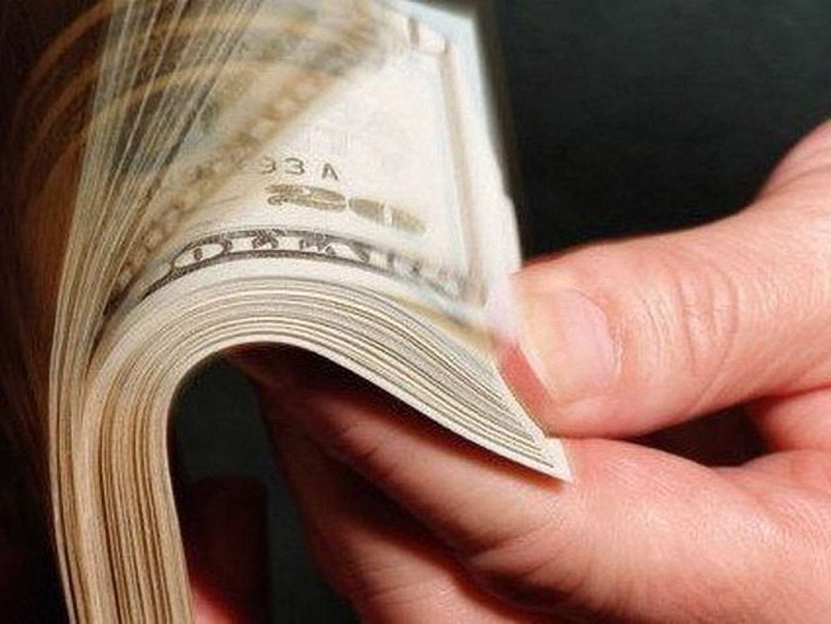 Львівська облрада проситиме нардепів заступитись за заробітчан