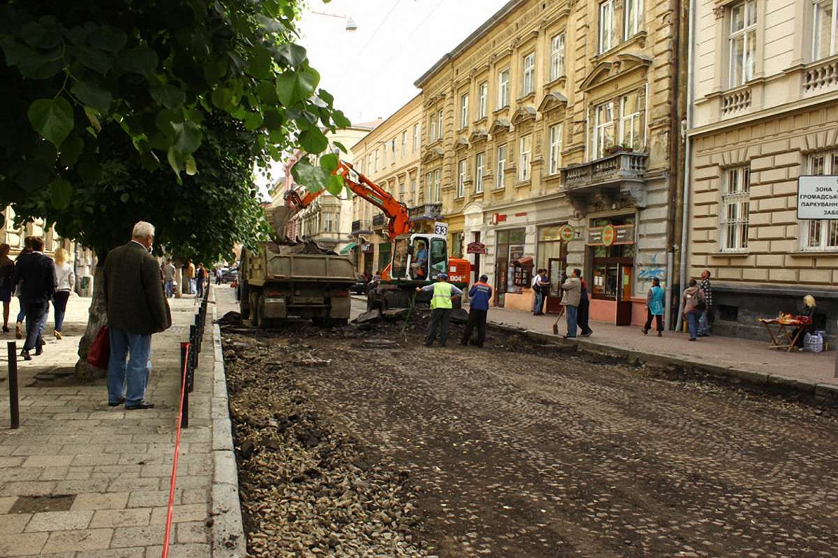 Вулицю Костюшка у Львові вже відкрито для руху