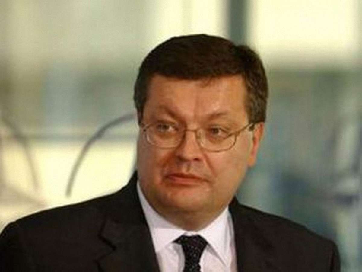 Замість Януковича з Коморовським у Луцьку зустрінеться Грищенко
